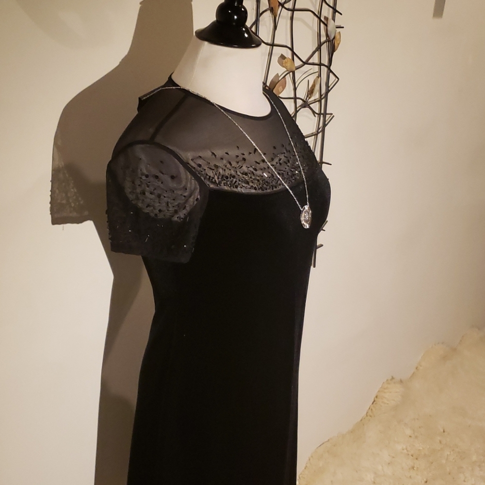 J.R.NITES DRESS - Picture 7 of 16